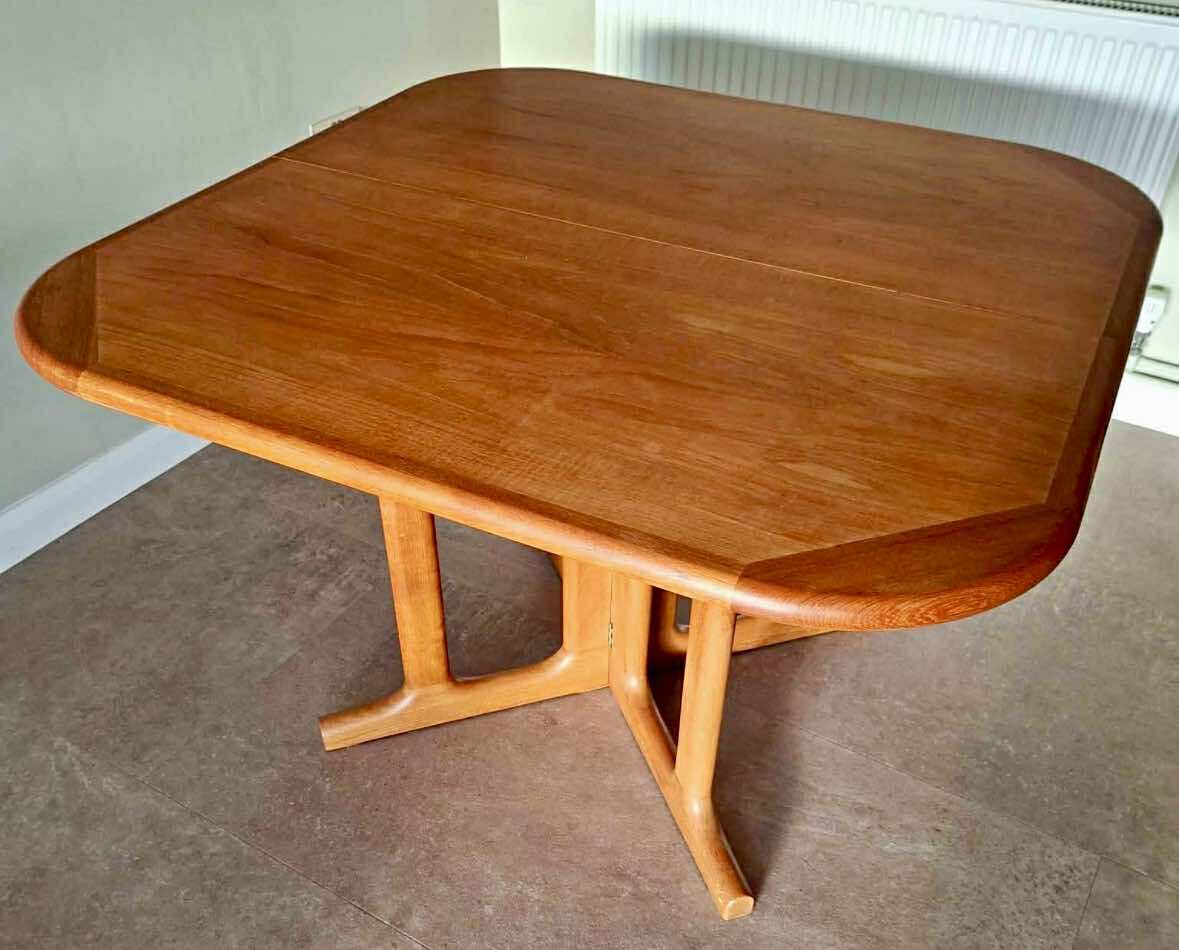 Midcentury Retro Ansager Mobler Extending Dining Table